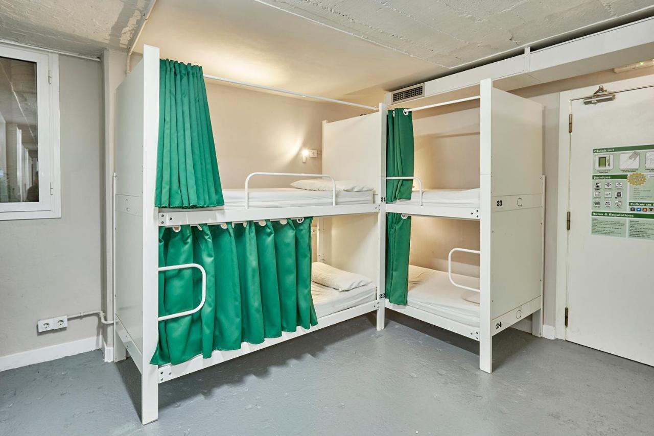 Hola Hostal Eixample Барселона Екстериор снимка
