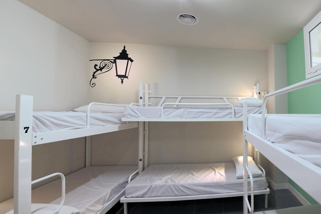 Hola Hostal Eixample Барселона Стая снимка